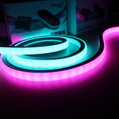 RGB thay đổi màu sắc SMD5050 70leds / m Square Flexible Led Neon Rope Light 18x18mm